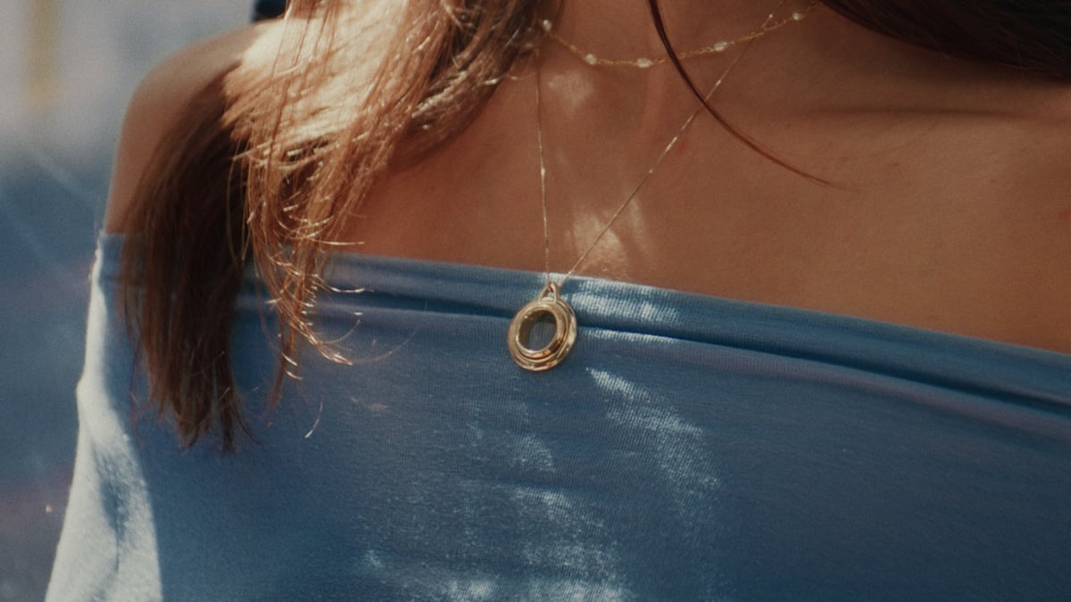 The Taya Necklace, a note-taking AI wearable designed to record only the wearer's voice. Photo via Taya